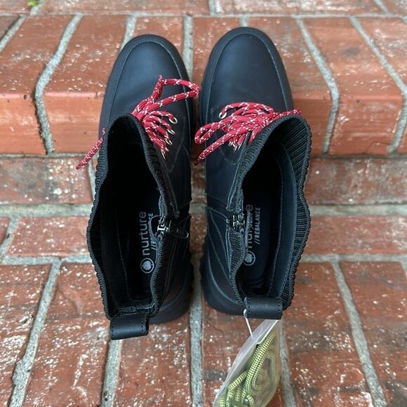 Nurture Whitney Water Resistant Leather Platform Boots Black Lug Sole Combat 7.5 - Picture 6 of 8
